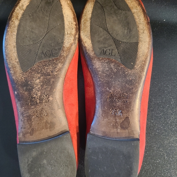 AGL Shimmering Red Suede Ballet Flats with Double Bow, Size 35.5 - Picture 6 of 14